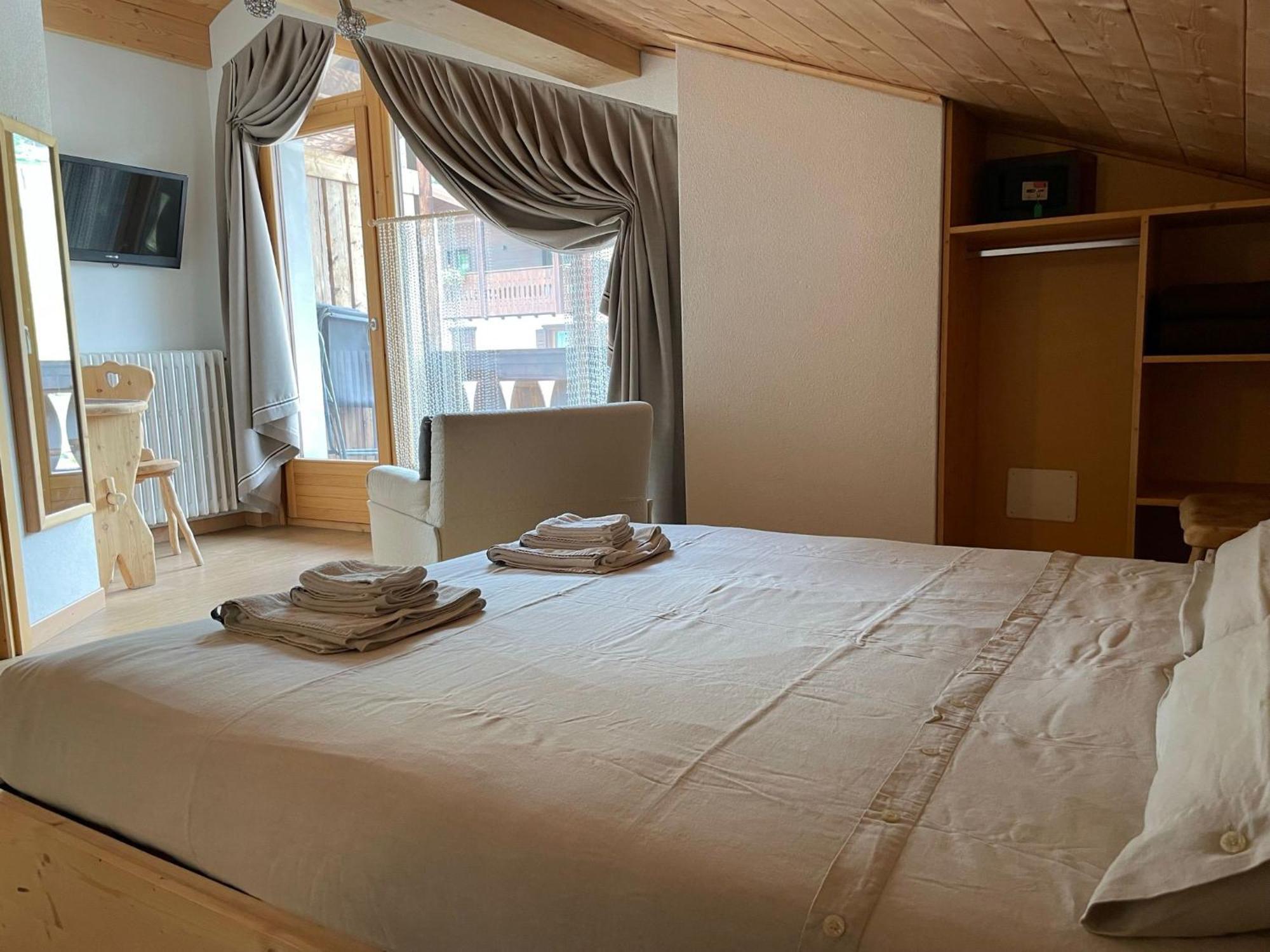 Ambassador Rooms In Bormio, Solo Camera Senza Colazione Kültér fotó